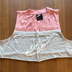 Nike Blush and Heather Gray Cropped Tank top